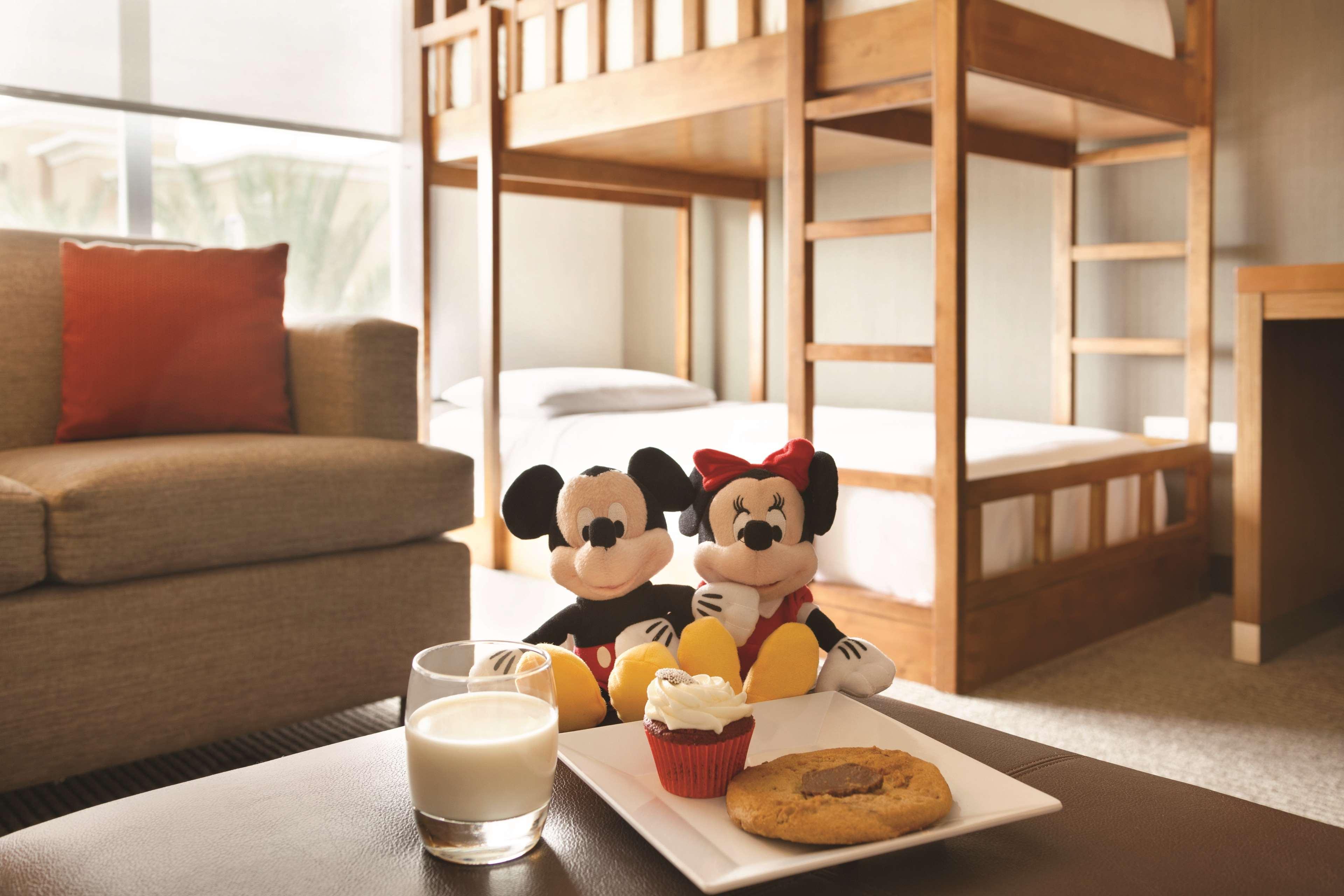 Hyatt Place At Anaheim Resort / Convention Center Экстерьер фото