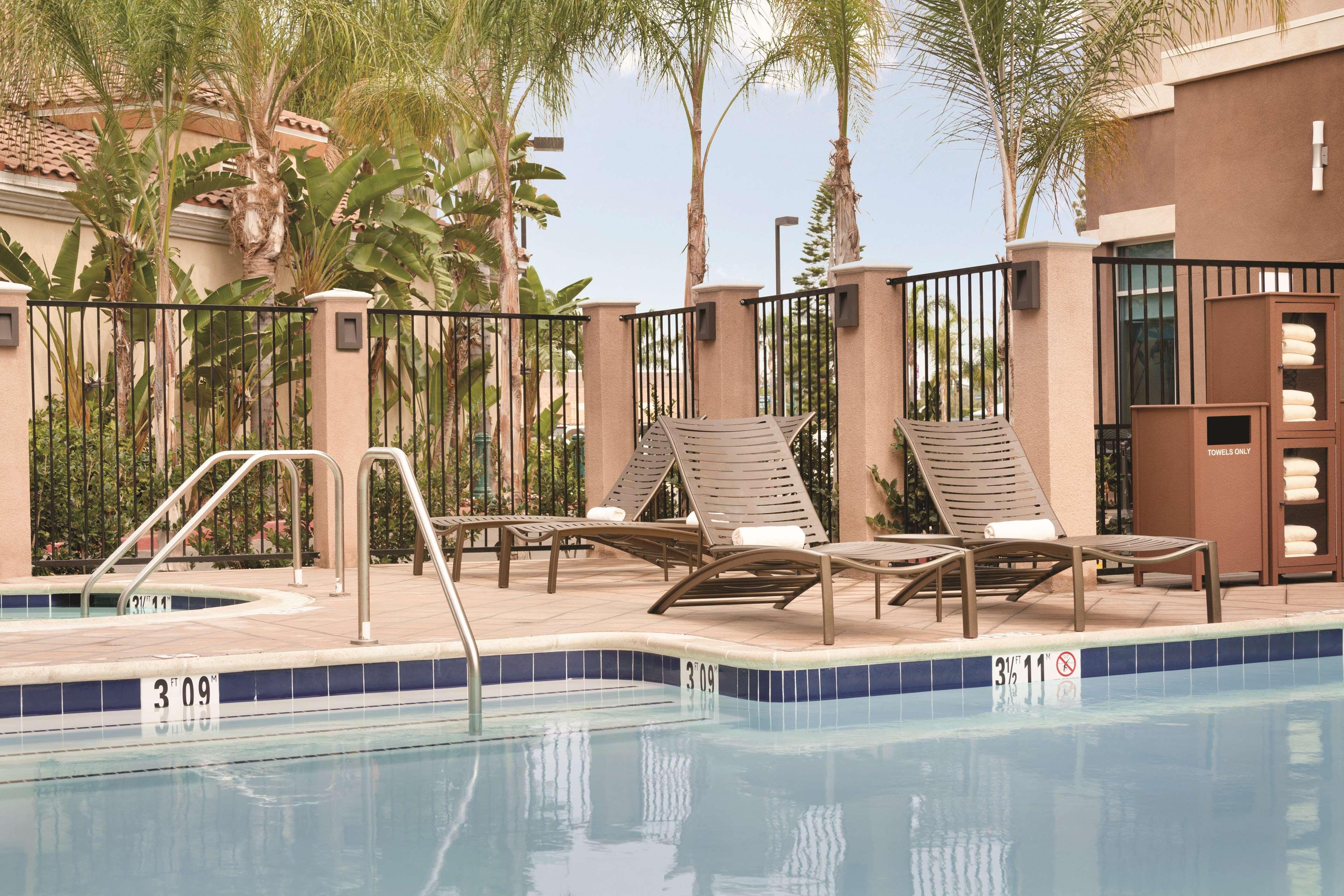 Hyatt Place At Anaheim Resort / Convention Center Экстерьер фото