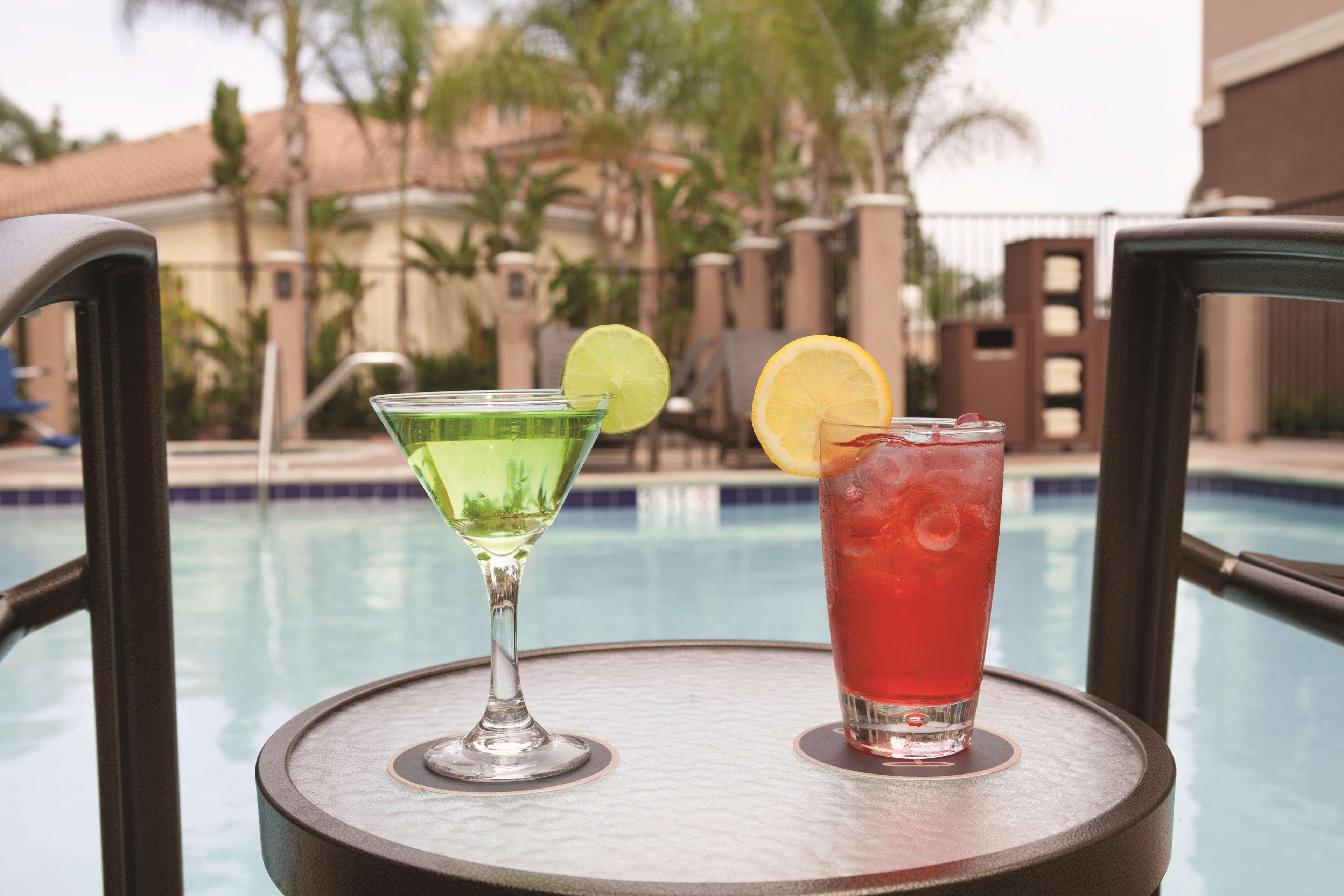 Hyatt Place At Anaheim Resort / Convention Center Экстерьер фото